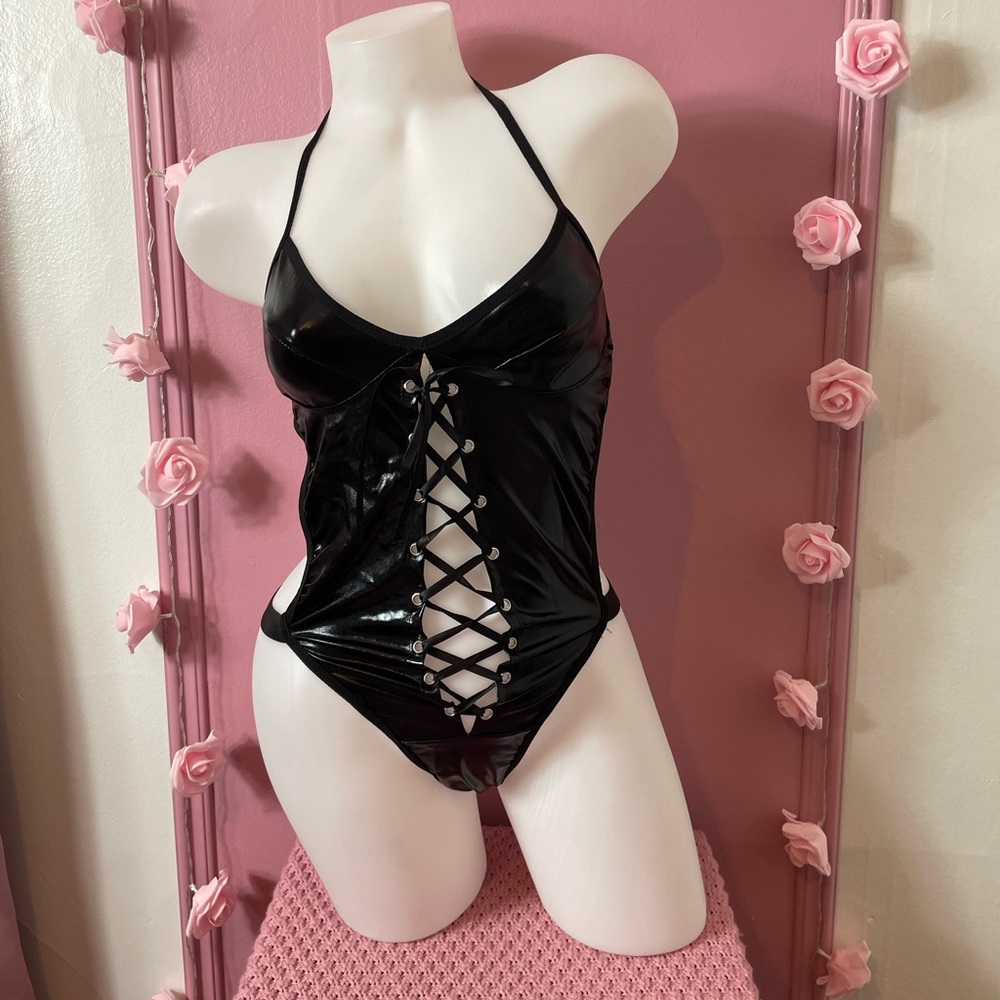 🎱 MEDIUM - faux latex body bodysuit lingerie sexy one piece lace-up Bdsm